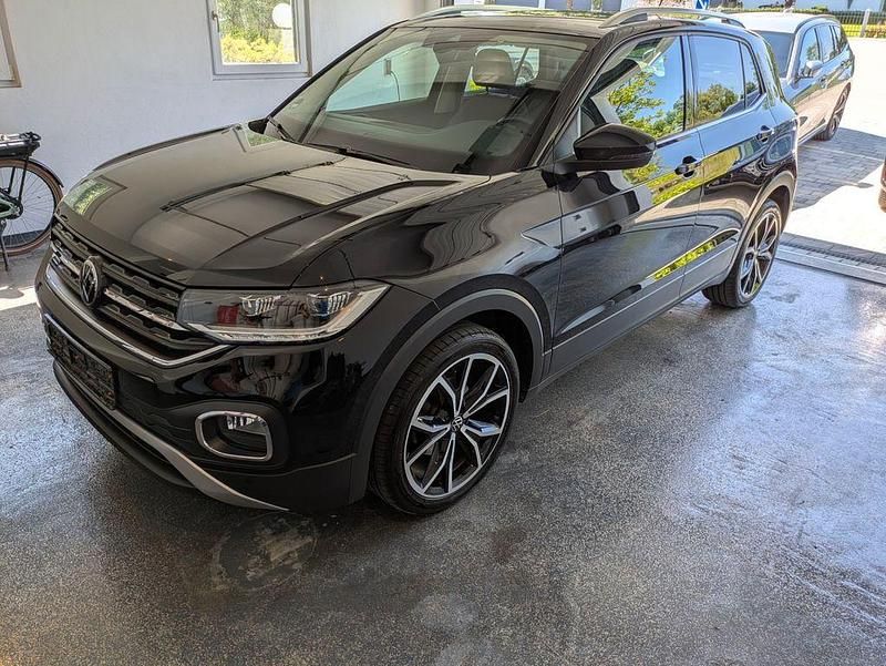 Schwarz Gebraucht 2021 VW T-Cross Style SUV | 20.700 € (Fairer Preis) - Bild 1/4