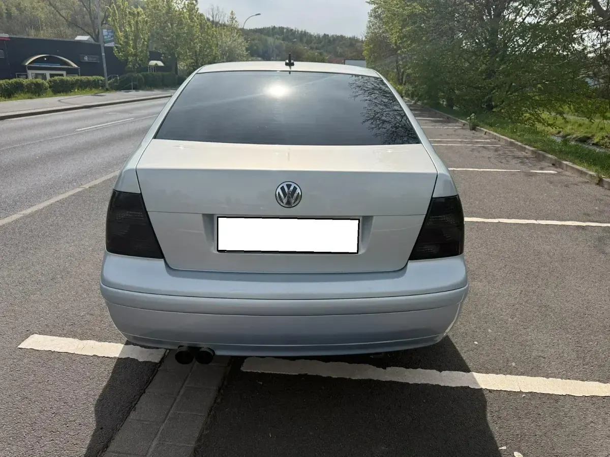 Gebraucht VW Bora 101 PS (74 kW) 1999 Silber Limousine