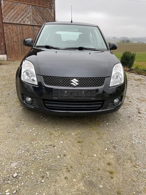Gebraucht Suzuki Swift 102 PS (75 kW) 2009 Schwarz Kleinwagen