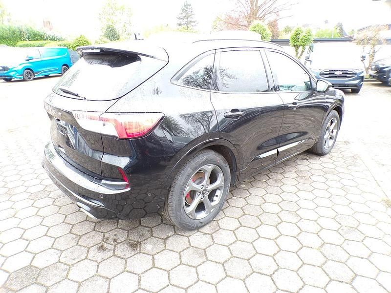 Gebraucht Ford Kuga ST-Line X 150 PS (110 kW) 2021 Schwarz metallic SUV