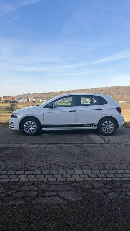 Gebraucht VW Polo Trendline 75 PS (55 kW) 2018 Weiß Kleinwagen