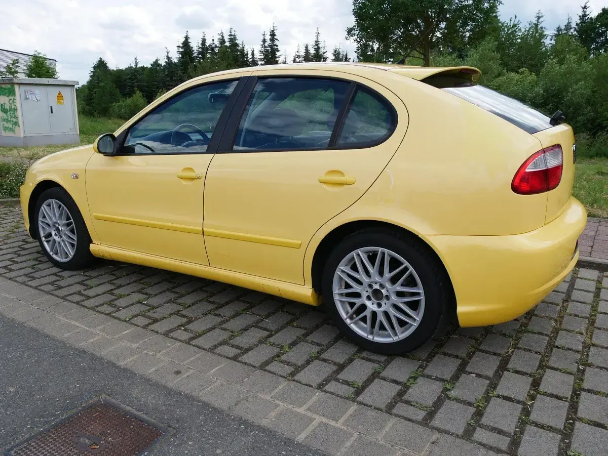 Gebraucht Seat Leon 179 PS (131 kW) 2004 Gelb Kleinwagen