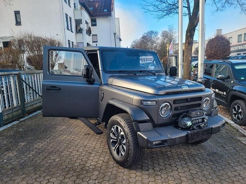 Gebraucht BAW 212 166 PS (122 kW) 2026 Grau SUV