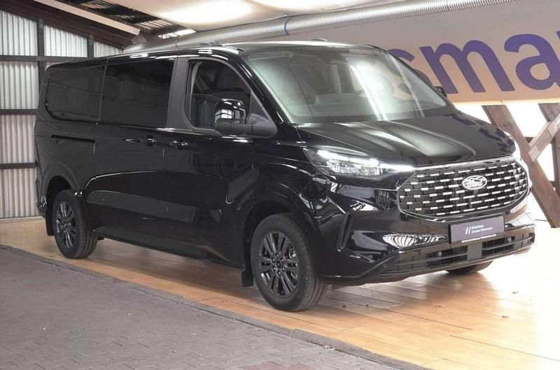 Agate black metallic Neu 2025 Ford Tourneo Titanium Kombi | 46.875 € (Fairer Preis) - Bild 1/4