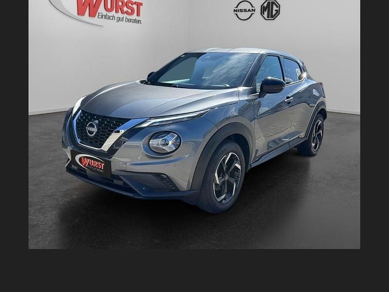 Grau Gebraucht 2022 Nissan Juke N-Connecta SUV | 17.998 € (Fairer Preis) - Bild 1/4