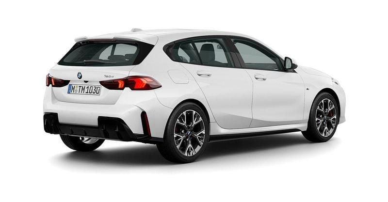 Gebraucht BMW 120 Shadowline 163 PS (119 kW) 2025 Weiß Kleinwagen