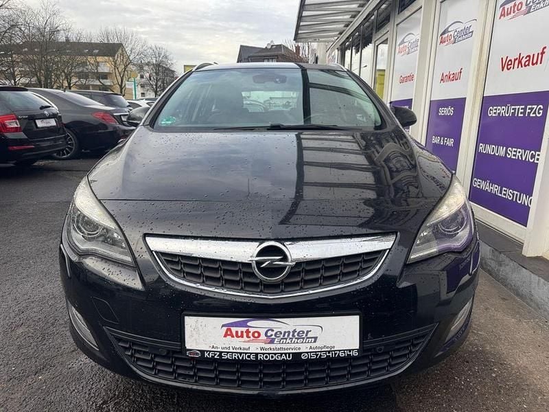 Gebraucht Opel Astra Innovation 125 PS (91 kW) 2011 Schwarz Kombi