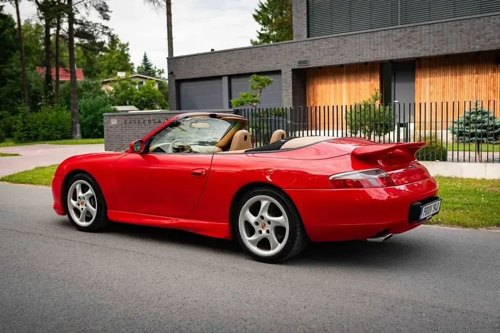 Gebraucht Porsche 911 Carrera Cabriolet 300 PS (220 kW) 2001 Rot Cabrio