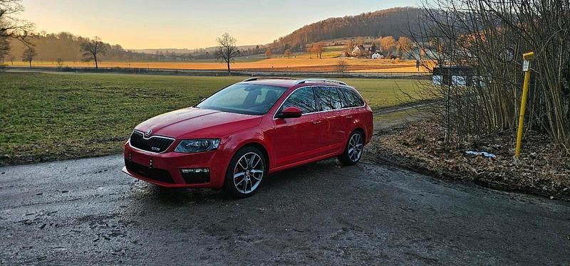 Gebraucht Skoda Octavia RS 184 PS (135 kW) 2014 Rot Kleinwagen
