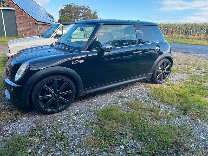 Schwarz Gebraucht 2003 Mini Cooper S Kleinwagen | 11.500 € - Bild 1/4