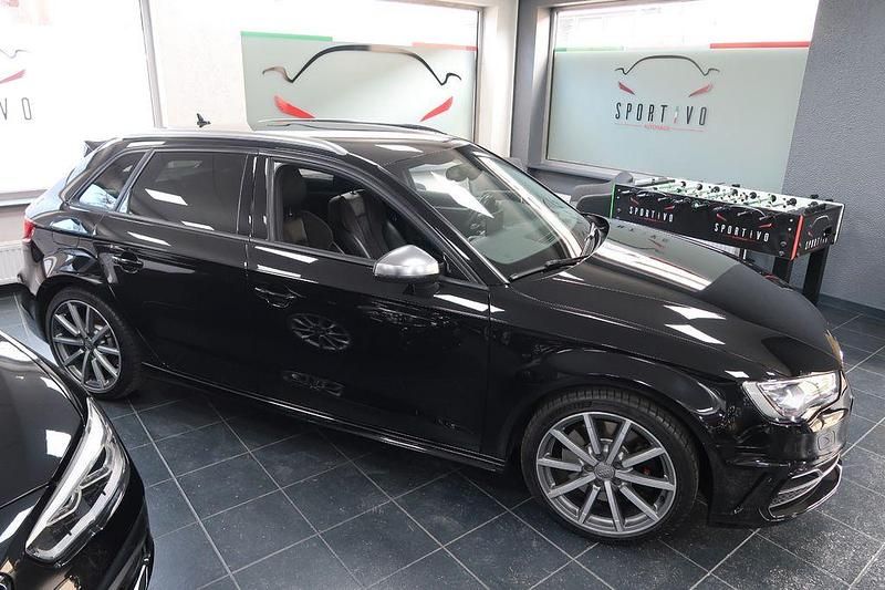 Gebraucht Audi S3 Ambiente 300 PS (220 kW) 2015 Schwarz Limousine