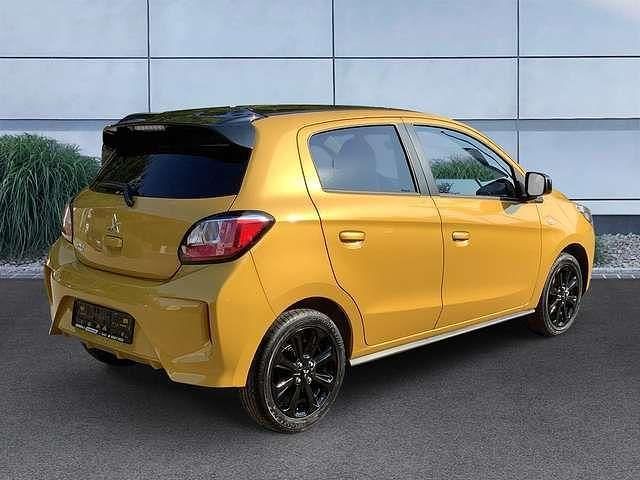 Neu Mitsubishi Space Star Select+ 71 PS (52 kW) 2025 Citringelb/piano schwarz (m) Kleinwagen