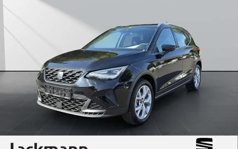 Schwarz Gebraucht 2024 Seat Arona FR SUV | 24.890 € (Etwas zu teuer) - Bild 1/4
