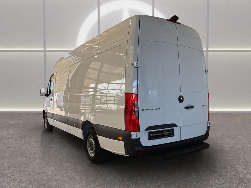Gebraucht Mercedes Sprinter 170 PS (125 kW) 2026 Weiß Van