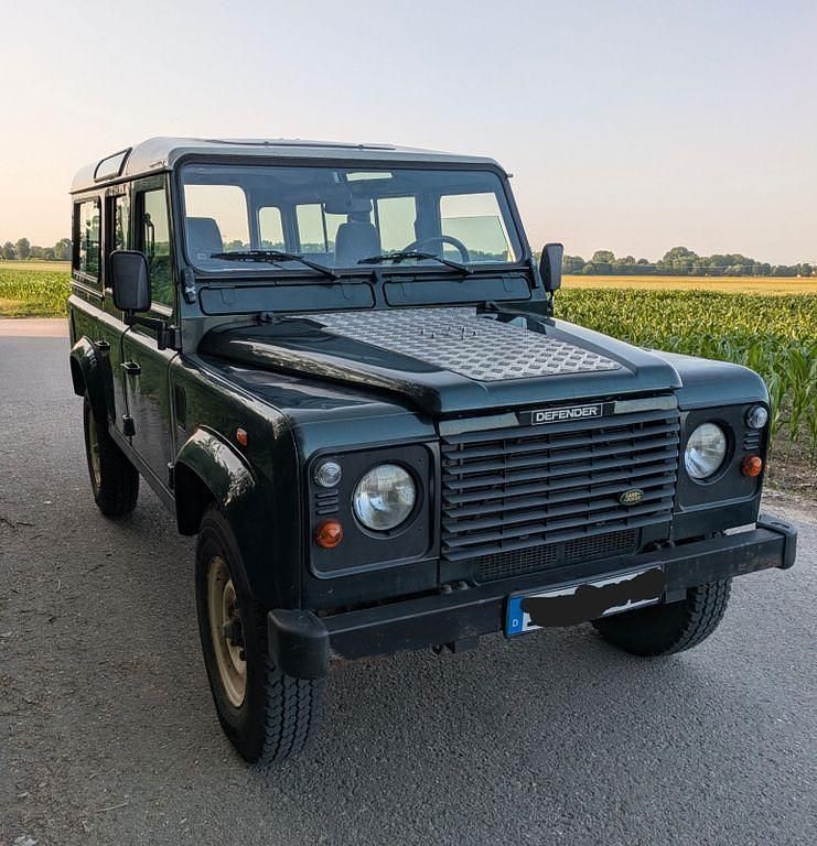 Grün Gebraucht 2000 Land Rover Defender SUV | 19.900 € - Bild 1/4