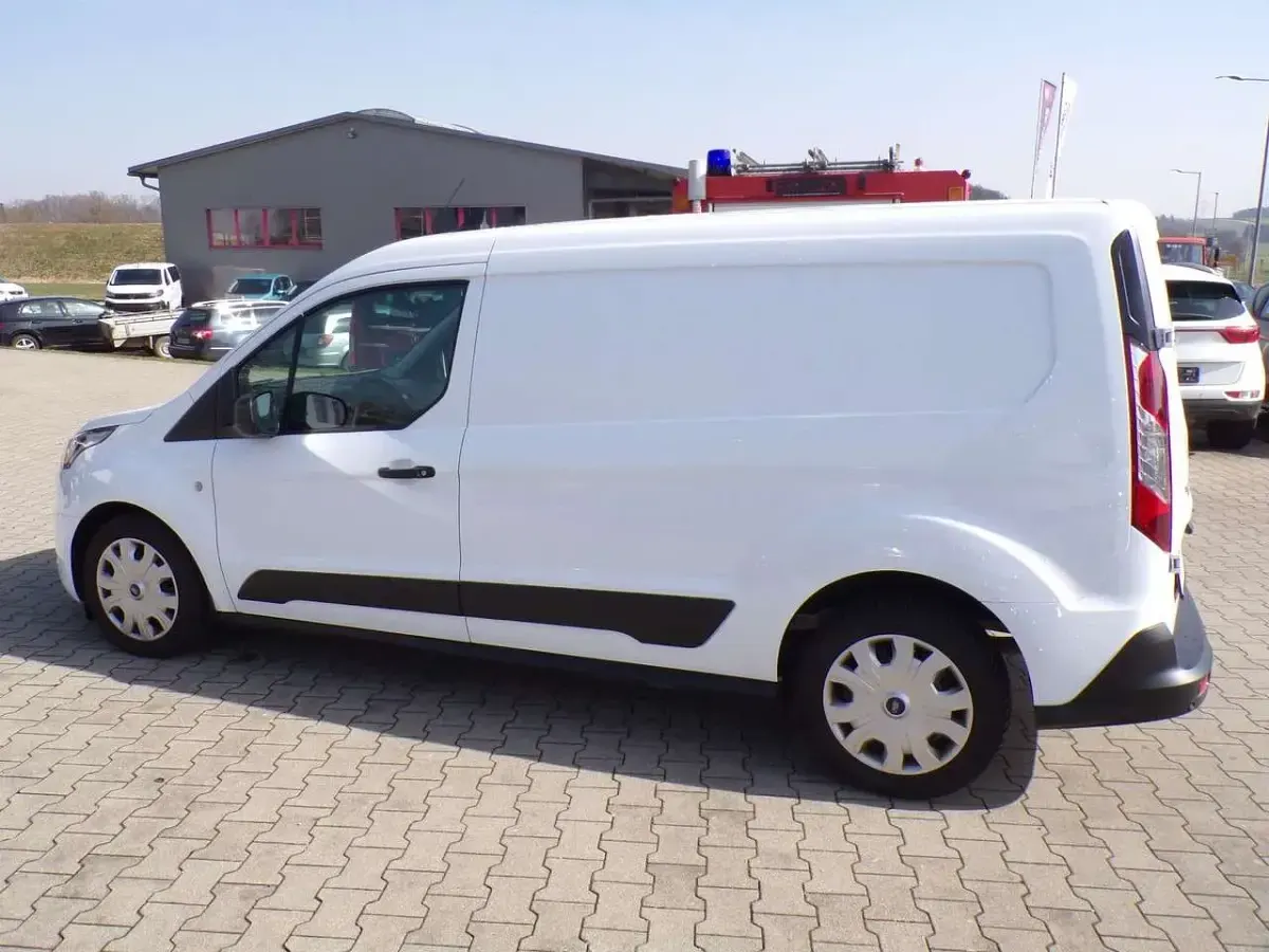 Gebraucht Ford Transit 120 PS (88 kW) 2021 Frozen white Kombi