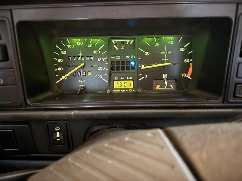 Grün Gebraucht 1990 VW Golf Cabriolet Cabrio | 13.500 € - Bild 1/4
