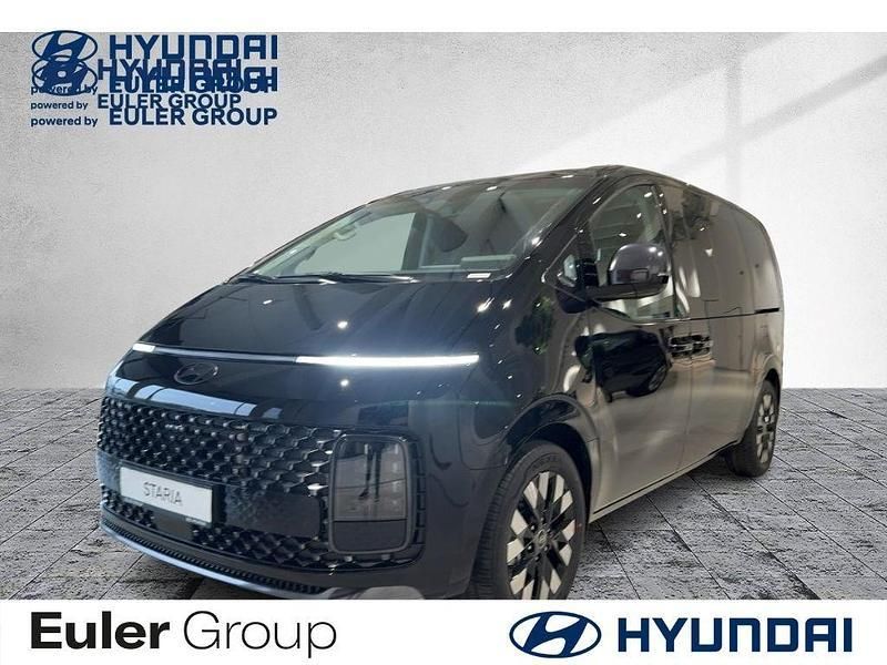 Schwarz Neu 2025 Hyundai Staria Van | 61.140 € - Bild 1/4