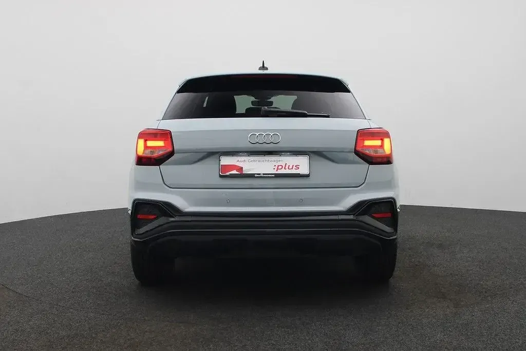 Gebraucht Audi Q2 S-Line 150 PS (110 kW) 2025 Pfeilgrau perleffekt SUV