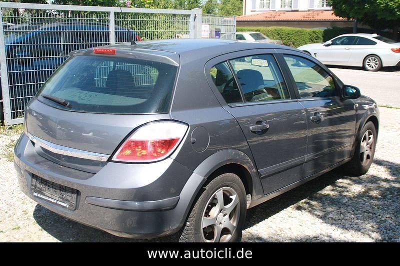Gebraucht Opel Astra Elegance 105 PS (77 kW) 2005 Grau Limousine