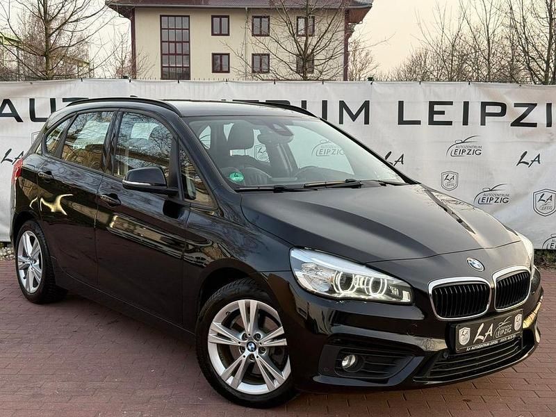 Gebraucht BMW 220 Active Tourer Advantage 192 PS (141 kW) 2015 Schwarz Van / Kleinbus