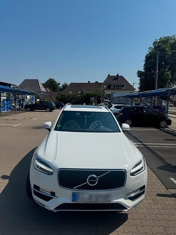 Weiß Gebraucht 2015 Volvo XC90 SUV | 26.999 € (Superpreis) - Bild 1/4