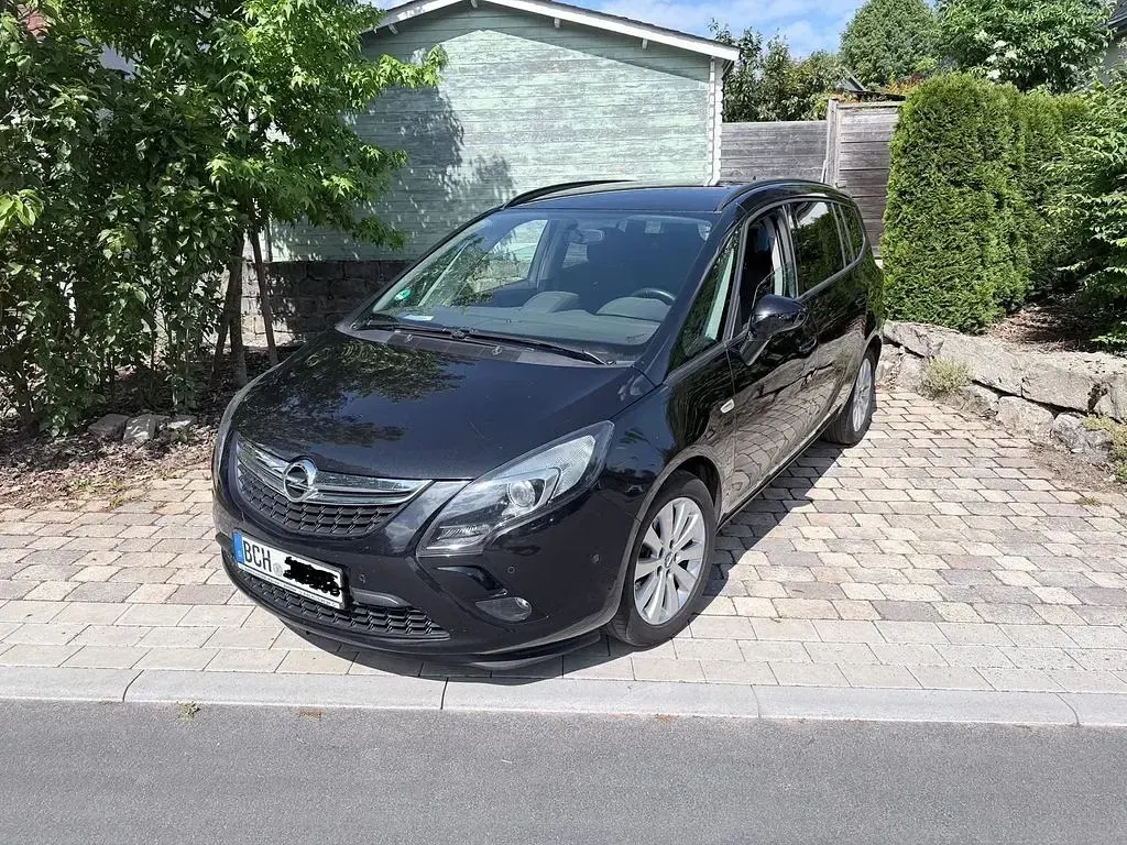 Gebraucht Opel Zafira Tourer Edition 131 PS (96 kW) 2015 Schwarz Van / Kleinbus