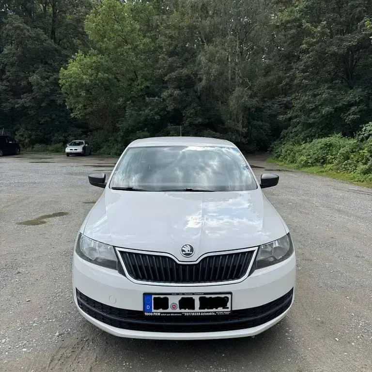 Gebraucht Skoda Rapid 86 PS (63 kW) 2013 Weiß Kleinwagen