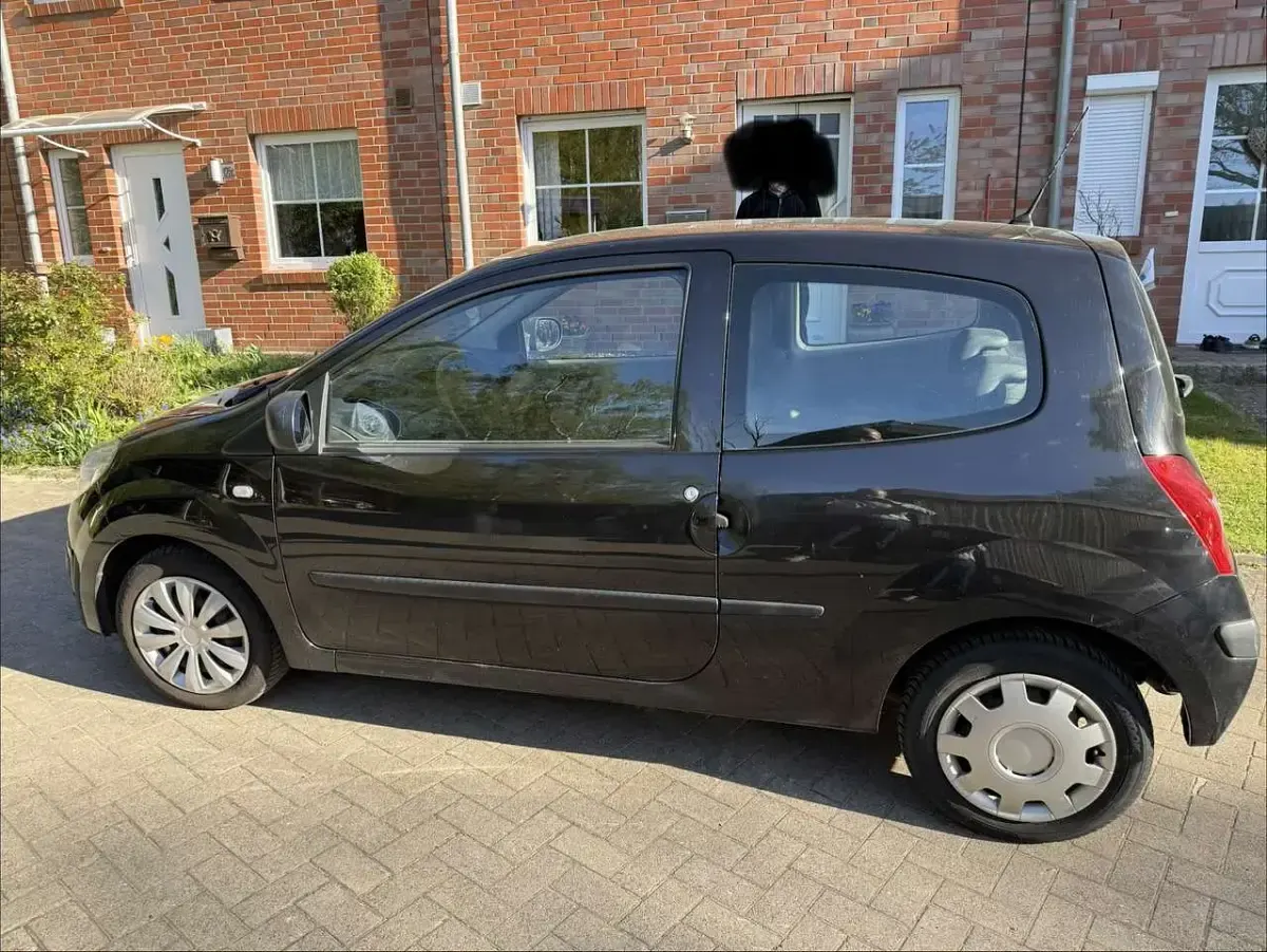 Second-hand Renault Twingo Authentique 58 CP (42 kW) 2010 Hatchback