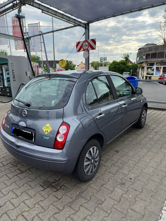 Grau Gebraucht 2010 Nissan Micra Kleinwagen | 3.900 € (Fairer Preis) - Bild 1/4