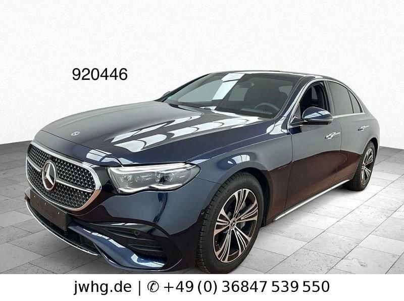 Gebraucht Mercedes E220 AMG 197 PS (144 kW) 2024 Blau Limousine