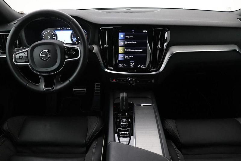 Gebraucht Volvo S60 R-Design 197 PS (144 kW) 2021 Grau Limousine