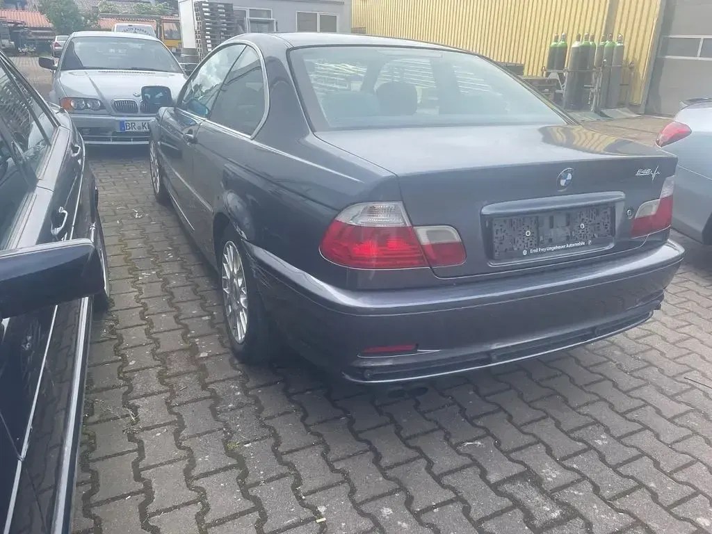 Gebraucht BMW 320 170 PS (125 kW) 2002 Grau Coupé