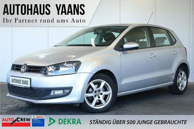 Reflexsilber metallic Gebraucht 2012 VW Polo Limousine | 5.499 € (Guter Preis) - Bild 1/4
