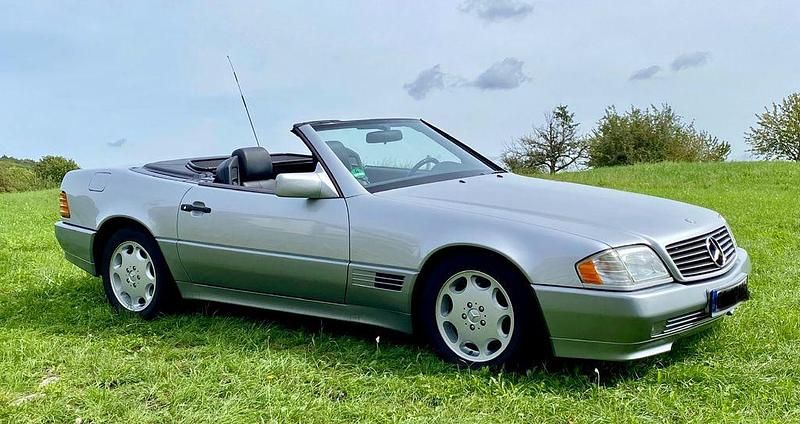 Silber Gebraucht 1992 Mercedes SL300 Cabrio | 24.000 € - Bild 1/4