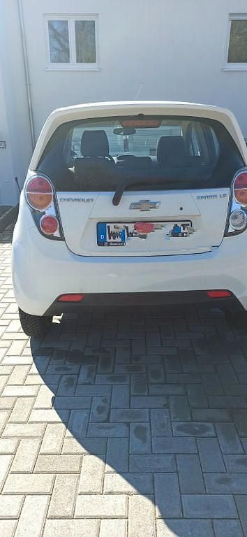 Gebraucht Chevrolet Spark 68 PS (50 kW) 2011 Weiß Kleinwagen