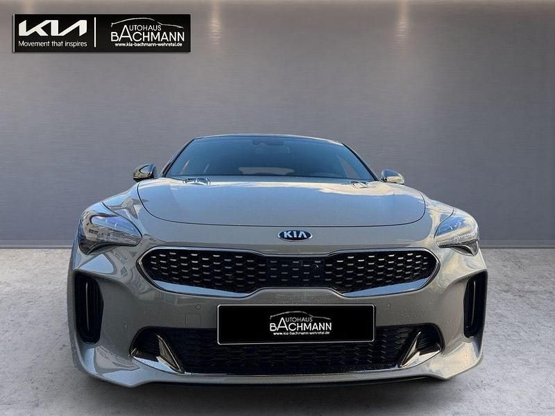 Silber Gebraucht 2019 Kia Stinger Kleinwagen | 29.980 € (Fairer Preis) - Bild 1/4