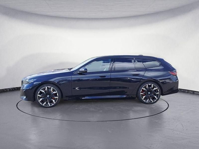 Nowe BMW 530e Performance 299 KM (219 kW) 2026 Czarny Kombi