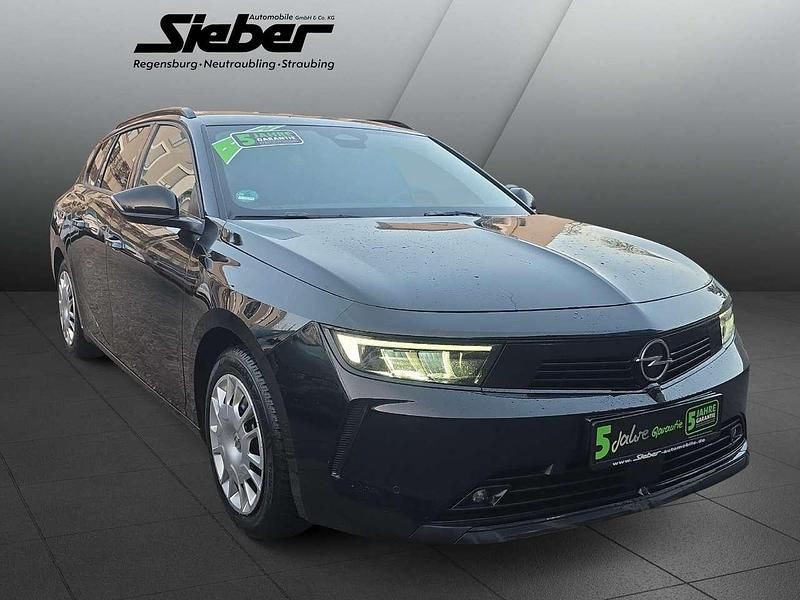 Gebraucht Opel Astra Enjoy 131 PS (96 kW) 2024 Schwarz perla nera Kombi