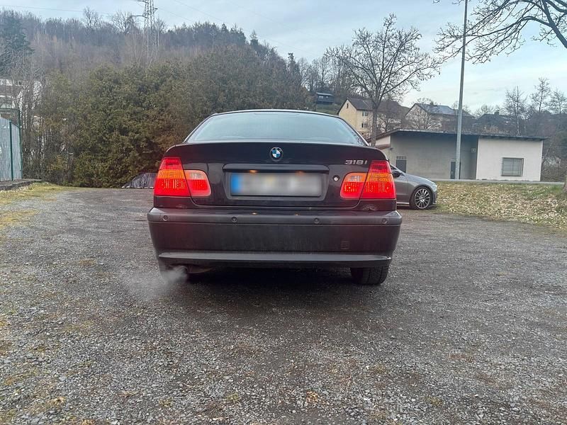 Gebraucht BMW 318 143 PS (105 kW) 2002 Schwarz Limousine