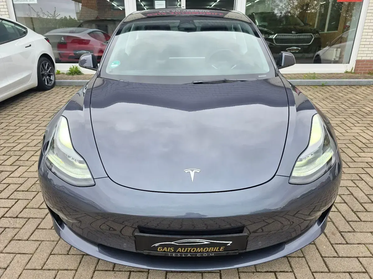 Occasion Tesla Model 3 366 kW (498 ch) 2022 Gris Berline