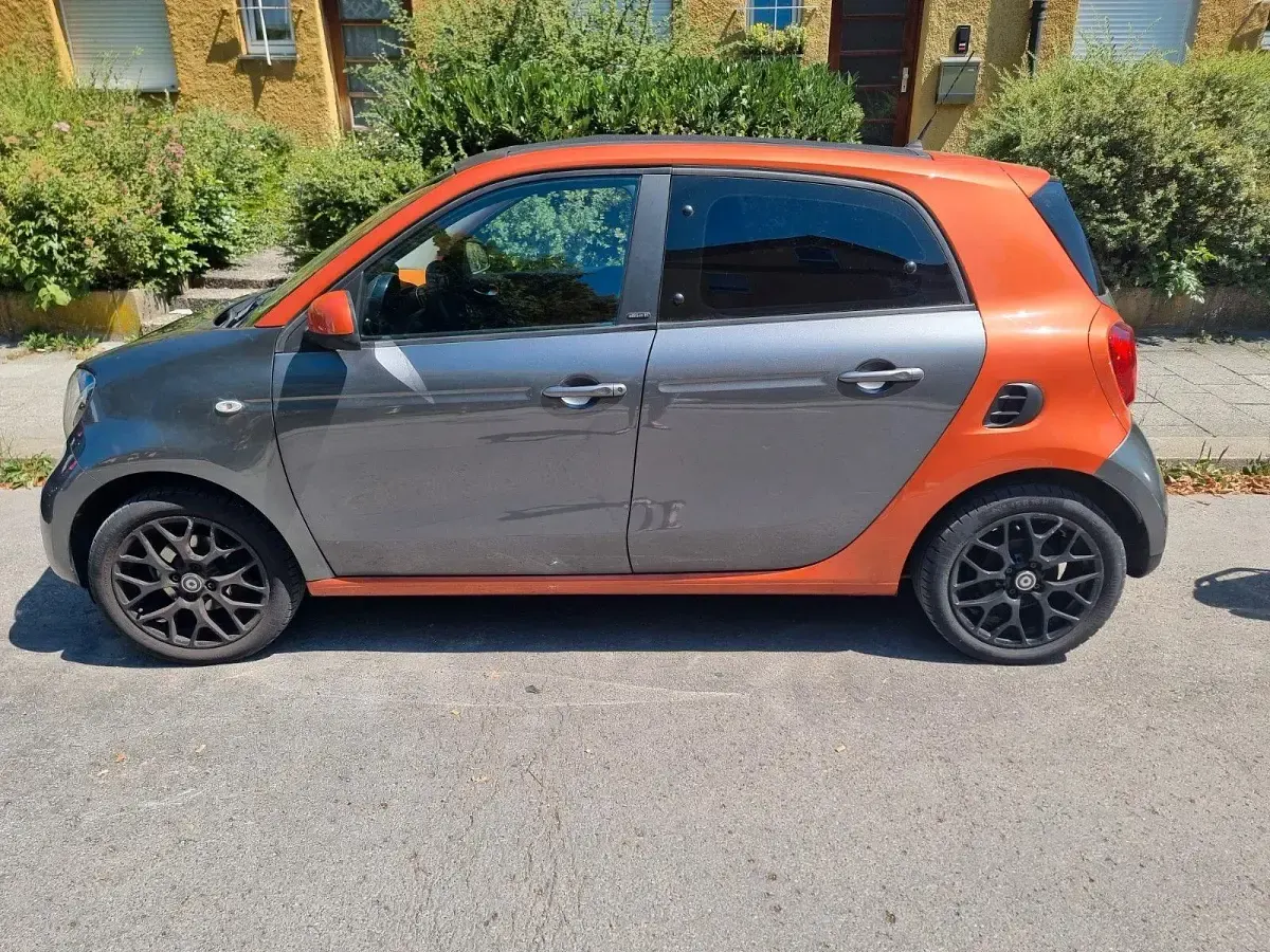 Gebraucht Smart ForFour 71 PS (52 kW) 2015 Grau Kleinwagen