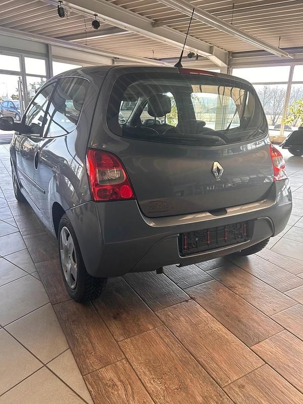 Gebraucht Renault Twingo 75 PS (55 kW) 2011 Blau Kleinwagen