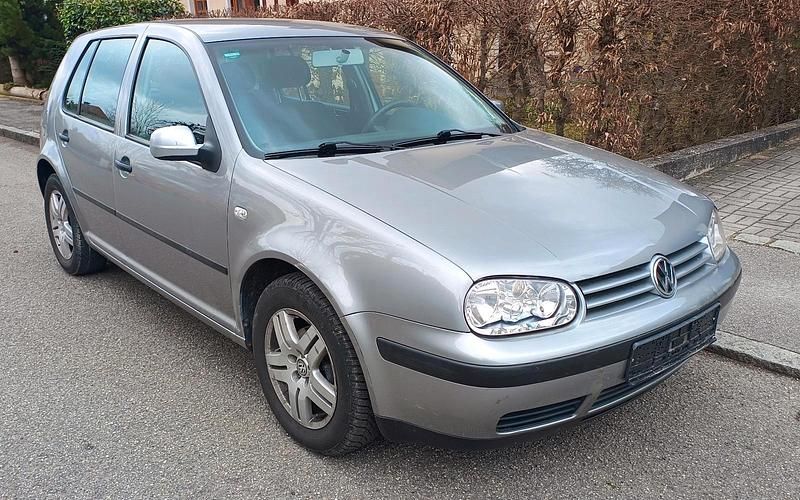 Usata VW Golf IV 75 CV (55 kW) 2002 Grigio Berlina