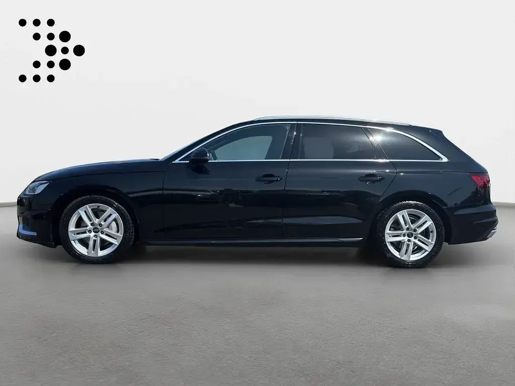 Gebraucht Audi A4 Advanced Plus 204 PS (150 kW) 2023 Mythosschwarz metallic Kombi