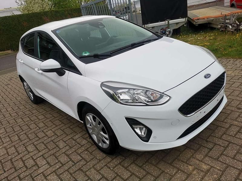 Gebraucht Ford Fiesta 101 PS (74 kW) 2020 Frostweiß Kleinwagen