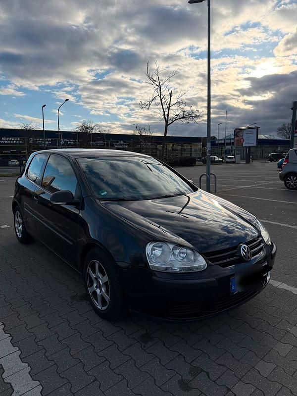 Gebraucht VW Golf V 102 PS (75 kW) 2008 Schwarz Kleinwagen