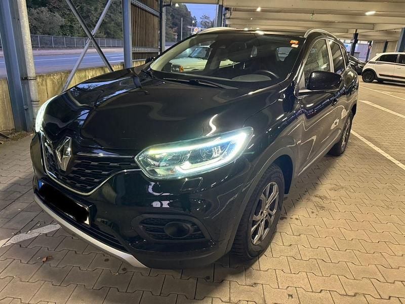 Schwarz Gebraucht 2019 Renault Kadjar LIMITED SUV | 9.800 € (Superpreis) - Bild 1/4