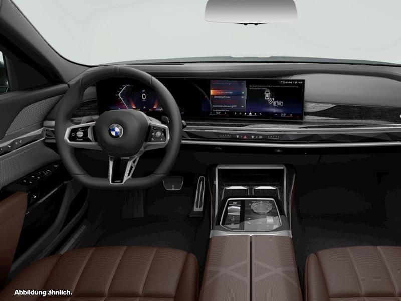 Gebraucht BMW 740 M Sport 299 PS (219 kW) 2025 Schwarz Limousine