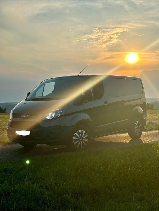 Grau Gebraucht 2015 Ford Transit Custom Van / Kleinbus | 10.000 € (Fairer Preis) - Bild 1/4